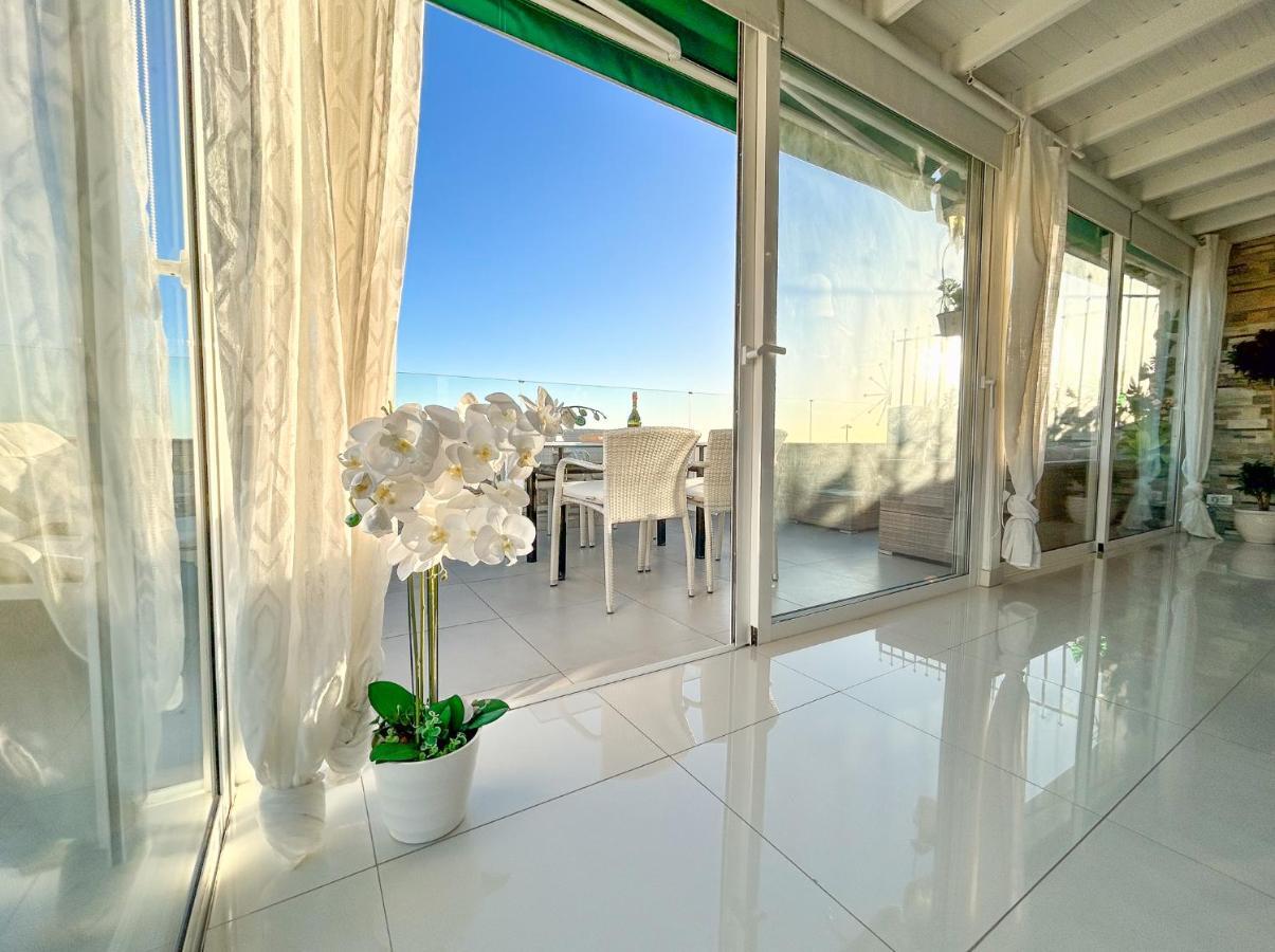 Penthouse Of Views Los Cristianos Лос-Крістіанос Екстер'єр фото